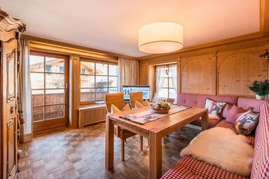 Gästehaus Wineberger - Ferienwohnung/Suite Alpenpanorama