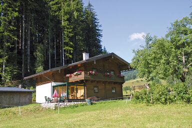 Berghotel Lämmerhof - Ferienhaus, 4 Schlafzimmer, Küche, 2 Bäder, Garten