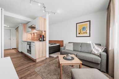 Herzblut by Peak Stay - Top 4 - Egg