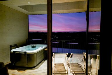 Stock & Stein Lodges - Lodge 11 - PUR