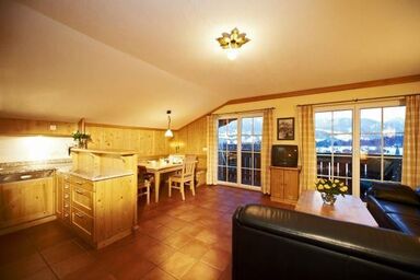 3* S Hotel Martin - App. 50 m² - 1 Schlafzimmer- ÜN kurz