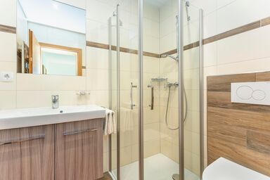 Pension Auhof - Doppelzimmer mit Dusche, WC