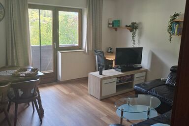 Haus Peter - Appartement/Fewo, Badewanne, gartenseitig