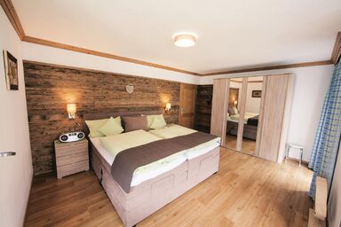 Isartal, Gästehaus - "Steinbock" - Fewo/1 Schlafraum/Dusche,WC