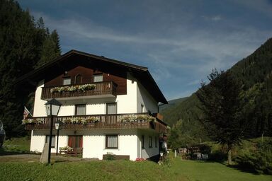 Pension Adlerhorst Sellrain - Vierbettzimmer für bis zu 4 Personen