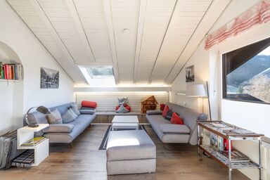 Refugium im Tal - Ferienwohnung mit Bergblick, Parkplatz und Balkon