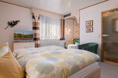 Gästehaus Arnold - Doppelzimmer Schloßleite