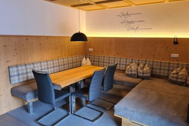 Gästehaus Monika - Ferienwohnung 1 - Üntschenblick