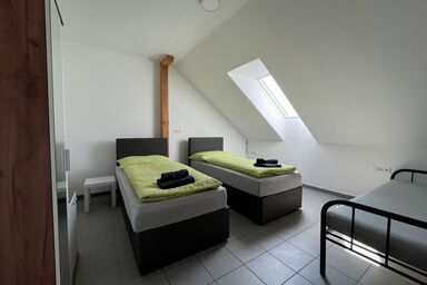 3100: Apartment RATZERSDORFER SEEN / Top 11