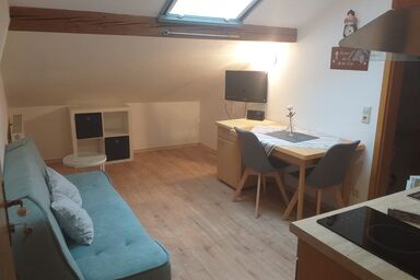 Paulhuberhof - Ferienwohnung III im 2. Stock mit Balkon, Wohnküche, Schlafzimmer, Dusche/WC, Balkon