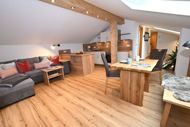 Gästehaus Eckau Ferienwohnungen - Ferienwohnung Hochalm, 1-2 Personen, 47 qm, Südbalkon mit Bergblick, W-LAN