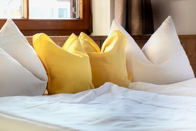 Haus Sonnwies - Drei-Raum-Ferienwohnung 2, ca. 63qm mit Balkon und herrlicher Aussicht