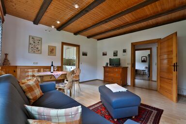 Haus Drischlag Ferienwohnungen - Ferienwohnung Nr. 1, 1-2 Personen, 56 qm, Terrasse, Garten, Schlafzimmer