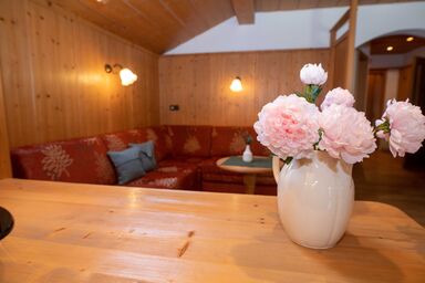 Knoglerhof inkl. Chiemgaukarte - 6 Ferienwohnung 85qm, Balkon, Kochnische, 2 Schlafzimmer, 1 Wohnschlafz., WLAN