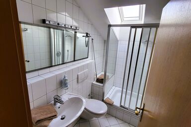 Hörterer Martina | Chiemgau Karte - Ferienwohnung Bergblick 45 qm f. 1-2 Personen, ruhige zentrale Lage.