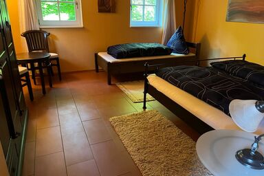 GENSLEITEN - 3-Bett-Zimmer