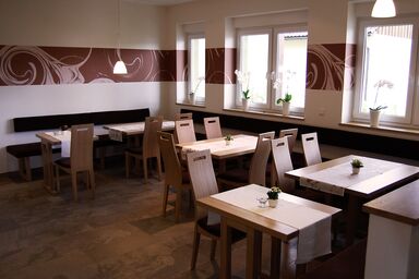 Weingut und Gästehof Borst - Helles Appartement mit kostenfreiem WLAN