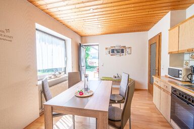 Ferienwohnungen Gstöttner - Ferienwohnung 1 mit Terrasse und Garten