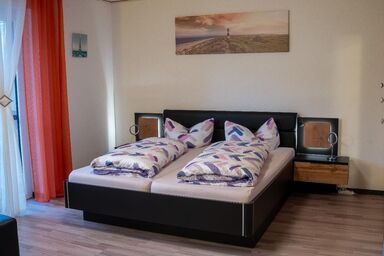 Ferienwohnung "Am alten Main" - Ferienwohnung (45qm) mit Sonnenterrasse und Parkplatz
