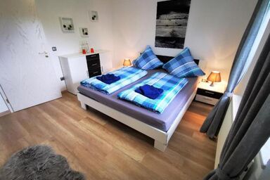 Ferienwohnung Neuerer - 5-Sterne Wohnung mit Garten