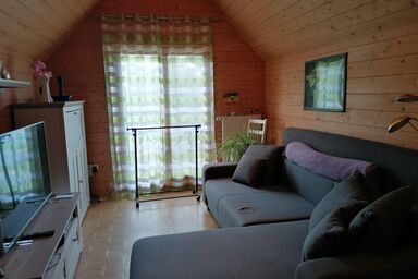 Ferienhaus "Nebenan" Plus - Ferienhaus Nebenan Plus mit Außenterrasse und Biogarten