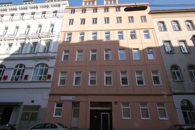 Queens Apartments - Double room