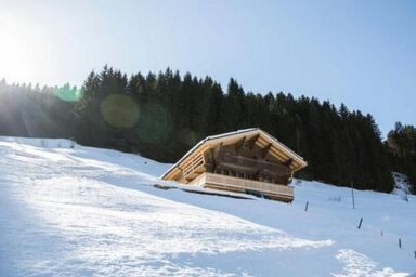 Authentisches Schweizer Alpenchalet aus dem 18. Jh. - Authentisches Schweizer Alpenchalet aus dem 18. Jh. .1