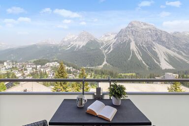 Promenade Apt 404 - Promenade Apt 404 .93