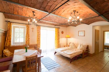 Kürbishof - Ferienwohnung "sGwölb"