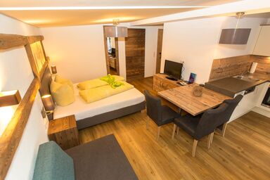 Apartpension Almhof - Reithof Pitztal - Apartment Flora