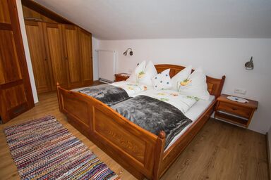 Bergbauernhof "Ederhias" - Zimmer Riebenkofel