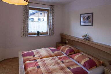 Schönegger, Haus - Apartment/Wohn-Schlafraum/Dusche, WC