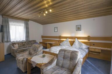 Villa Obrist - Typ 1 Doppelzimmer Wohnecke