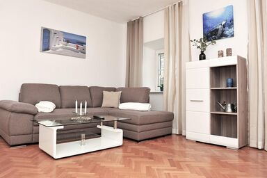 Hotel Restaurant Juwel - Appartement 1, Dusche oder Bad, WC, 2 Schlafräume