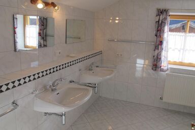Hauspircher - Appartement, Dusche und Bad, WC, 2 Schlafräume
