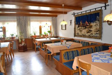 Landhaus Mayer - Vierbettzimmer mit Dusche