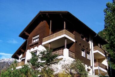 Casa Siara Costa, (Sedrun).