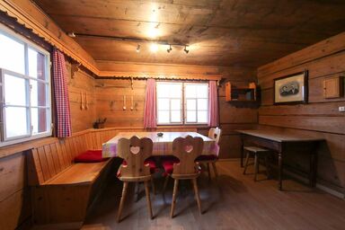 Maiensäss Plausi, (Buchen).