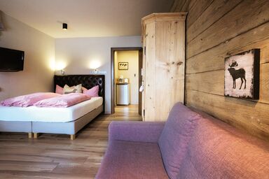 Alpenchalet - Kleines Apartment im modernen Landhausstil mit privatem Garten