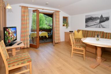 Gästehaus Wimmer - Ferienwohnung 42 qm bis 3 Personen, Dusche/WC, Balkon