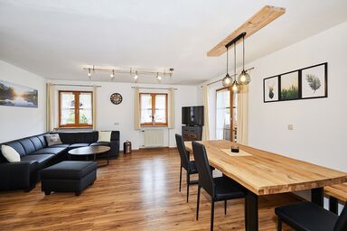 Haus Kohlpointner - Ferienwohnung Vogelspitz 110 qm, 6 Personen, 3 Schlafzimmer, Balkon