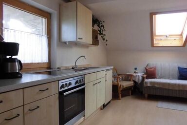 Haus Wegscheider - Ferienwohnung 70 QM, 2-5 Personen, 2 Schlafzimmer, Wohnküche, Bad/WC, Balkon