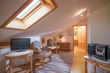Bergbauernhof Hinterseebach - Ferienwohnung-Mansarde Mühlleitn bis 4 Pers., 2 sep. Schlafzimmer