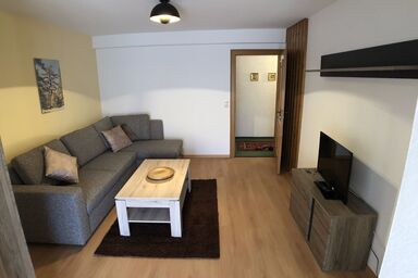 Gästehaus Berger inkl. Chiemgaukarte - Ferienwohnung Almrausch 75qm, Balkon, Küche, 1 Schlafzimmer, 1 Wohnzimmer, WLAN