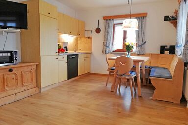 Ferienwohnung Beim Raffner - Ferienwohnung Alfred 48qm, Terr., Küchenzeile, 1 Schlafzimmer, 1 Wohnschlafraum
