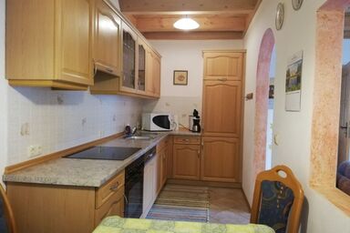 Sonnenhäusl - Ferienwohnung Sonnenhäusl 54 qm für 2 Pers., Bergblick im OG mit WZ, SZ, Garage
