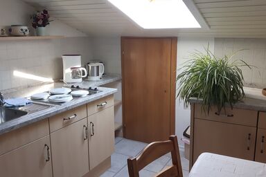 Gästehaus am Alpenpark - Ferienwohnung Kehlstein 2-3 Personen, 64 qm, Wohn- und Schlafraum, Balkon