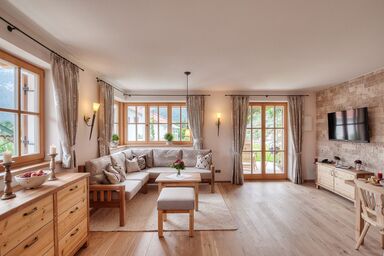 Ferienwohnungen im Rosengarten inkl. Chiemgaukarte - Ferienwohnung Jasmin mit Südterrasse und Bergblick