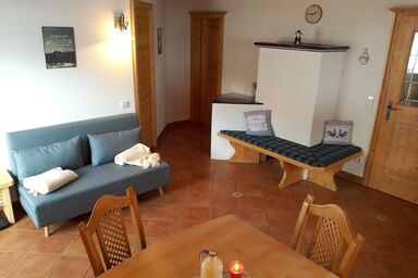 Ferienwohnung Bergzeit - Ferienwohnung Bergzeit- 2 Per. 42qm, 1 Schlafzimmer, Holzofen, Balkon, WLAN