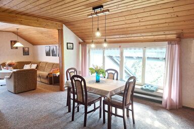 Pension Schneider - Ferienwohnung mit Balkon